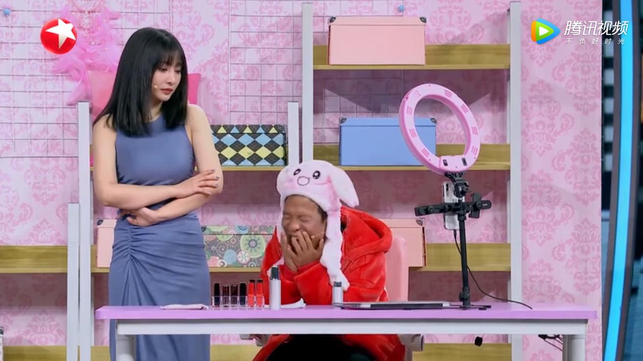 直播间卖包包的骗局_直播间最大的骗局是什么_sinanba直播间