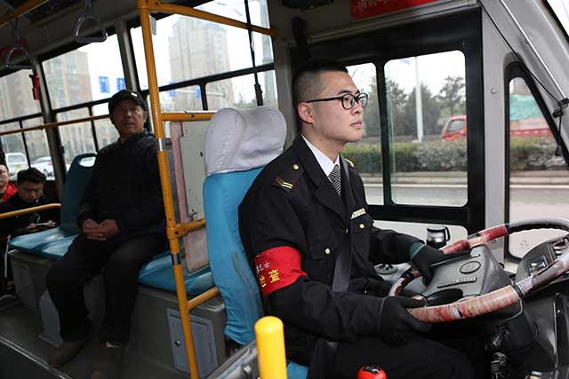 巴士手游下载_巴士手游官方下载_手机巴士游戏榜