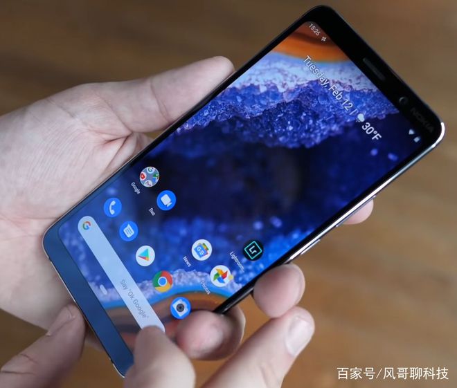 诺基亚游戏手机摄影-诺基亚8.3 vs 诺基亚9：外观大对决