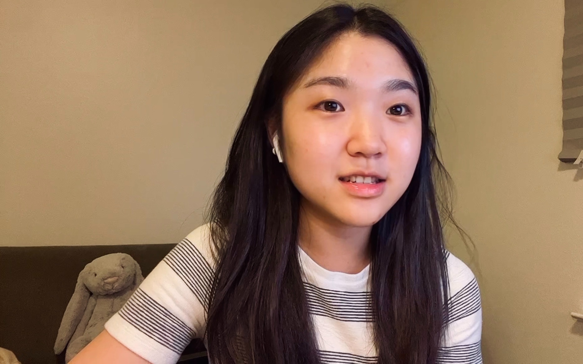 手机游戏壁纸美女_壁纸美女手机游戏图片_游戏美女角色手机壁纸app